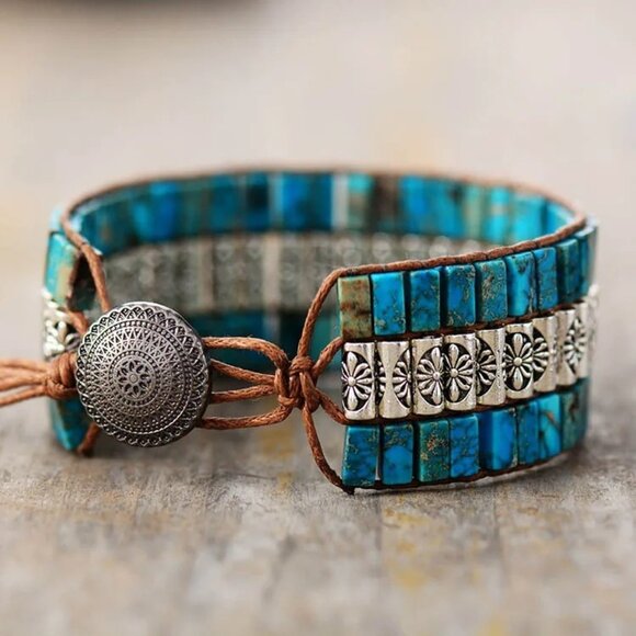 Western Style Blue Turquoise Leather Silver Tone Bracelet Adjustable Southwest - Picture 3 of 4